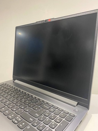 Lenovo Ideapad Slim 3 16Iah8