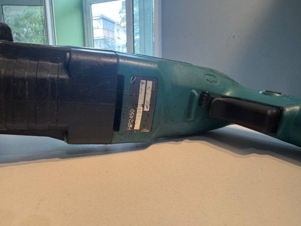 Makita Hr2450