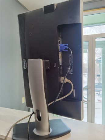 Dell Ultrasharp U2412m