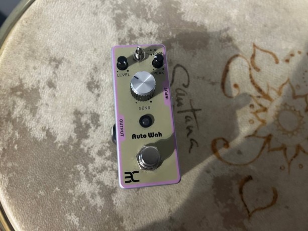 Auto Wah Педаль T-Cube Series