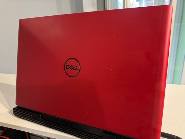 Dell Inspiron 7577