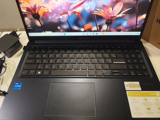 Asus Vivobook 15