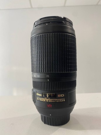 Nikon 70-300Mm F/4.5-5.6G Ed-If Af-S Vr Zoom-Nikkor