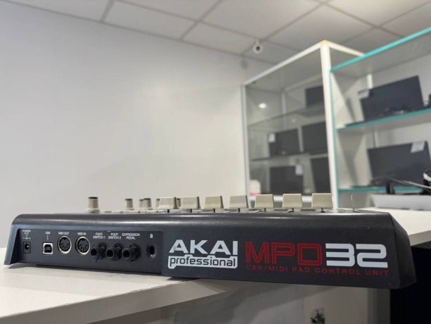 Akai Mpd32