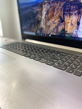 Lenovo Ideapad 330 17Ikb