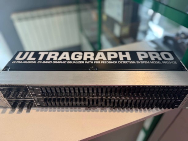 Behringer Ultragraph Pro Fbq3102
