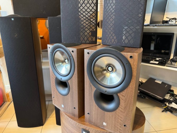 KEF Iq3