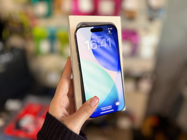Apple iPhone 17