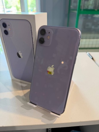 Apple iPhone 11