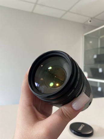 Canon Ef 75-300Mm F/4-5.6 III