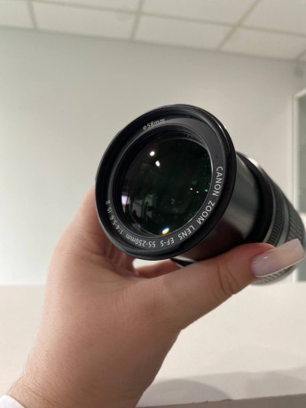 Canon Ef-S 55-250Mm F/4-5.6 Is