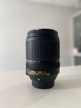 Nikon 18-140Mm F/3.5-5.6G Ed Vr Dx Af-S