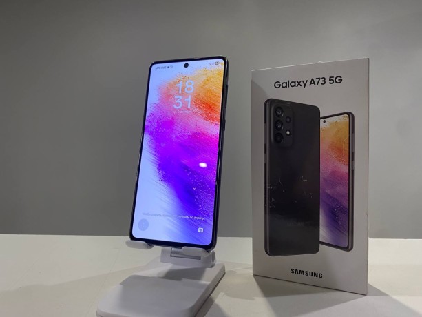 Samsung Galaxy A73