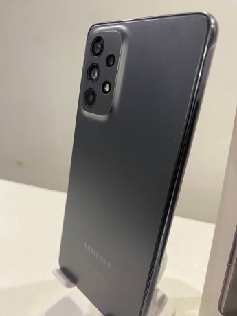 Samsung Galaxy A73