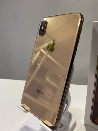Apple iPhone Xs