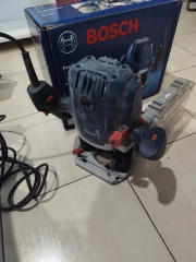 Bosch GOF 130