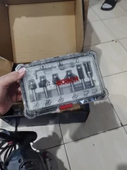 Bosch GOF 130