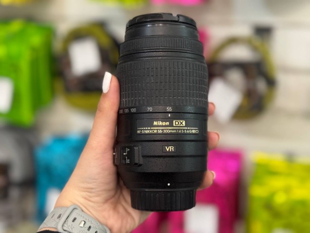 Nikon 55-300Mm F/4.5-5.6G