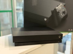 Microsoft Xbox One X