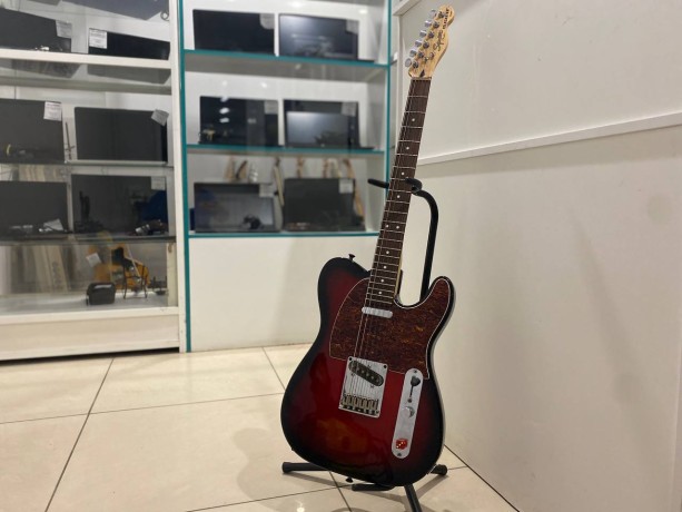 Fender Squier Standard Telecaster