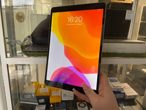 Apple iPad Pro 10.5 (2-Го Поколения) (2017)