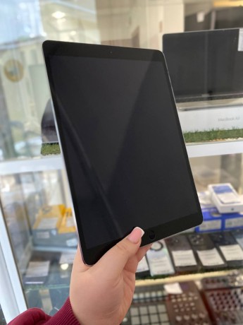 Apple iPad Pro 10.5 (2-Го Поколения) (2017)