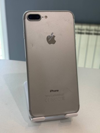 Apple iPhone 7 Plus