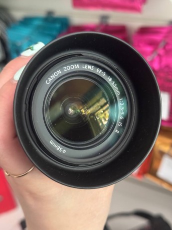 Canon Ef-S 18-55Mm F/3.5-5.6 II
