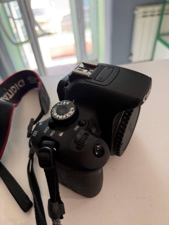 Canon Eos 650D Body