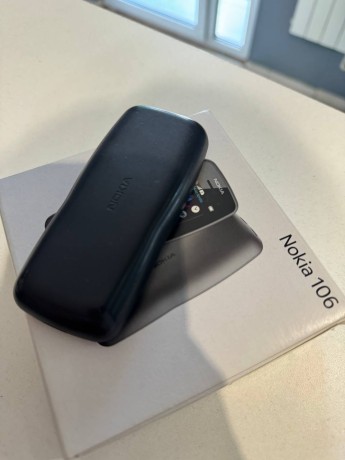 Nokia 106
