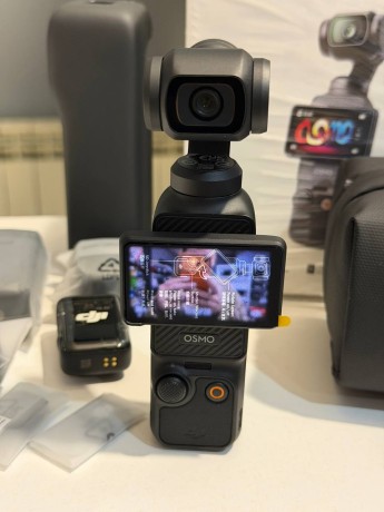 DJI Osmo Pocket 3 Creator Combo