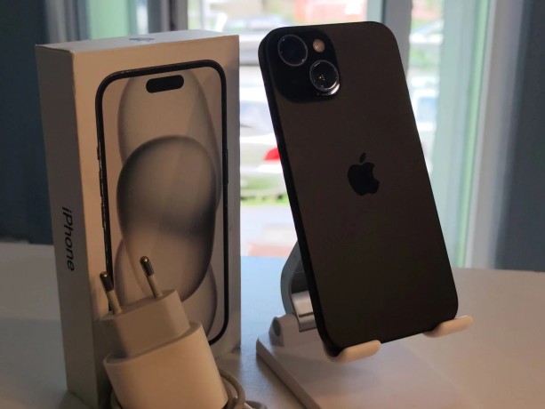 Apple iPhone 15