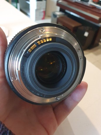 Canon Efs 18-135Mm 1:3.5-5.6 Is