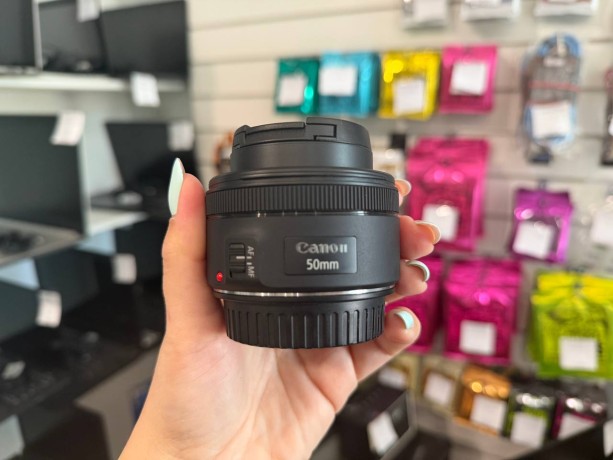 Canon Ef 50Mm F/1.8 Stm