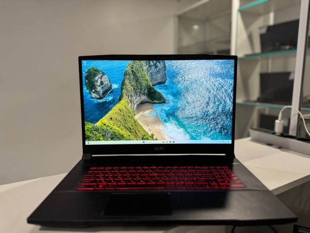 MSI Katana Gf76 12Ue-660Ru