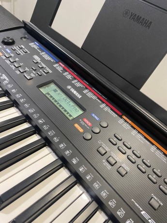 Yamaha Psr-E263