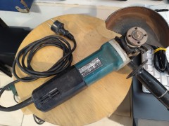 Makita 9565Cv