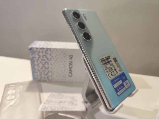 Tecno Camon 40