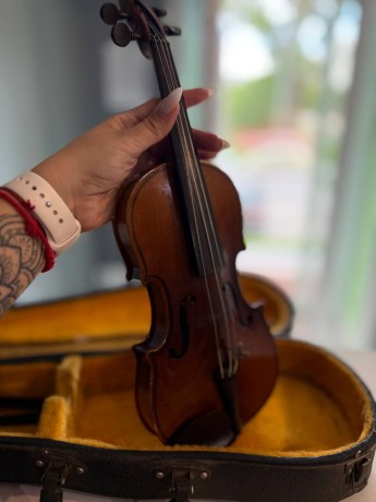 Suzuki Kiso Violin No. 7 1/8 Copy Of Antonius Stradivarius