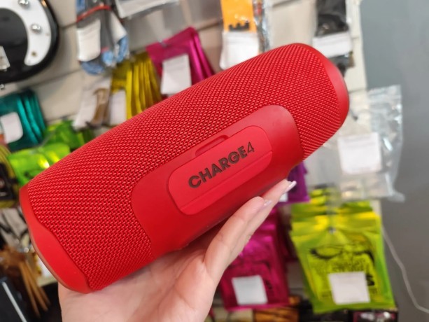 JBL Charge 4
