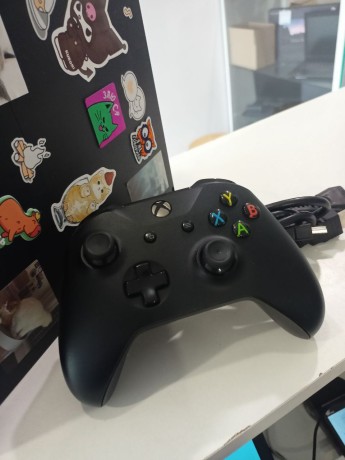 Microsoft Xbox One S