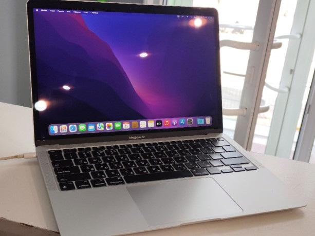Apple Macbook Air M1 2020