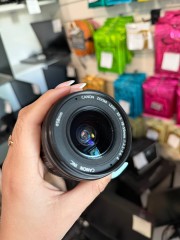 Canon Ef-S 18–55 Mm F/3.5-5.6 II