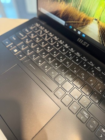 MSI Modern 14 C5m-011Xru