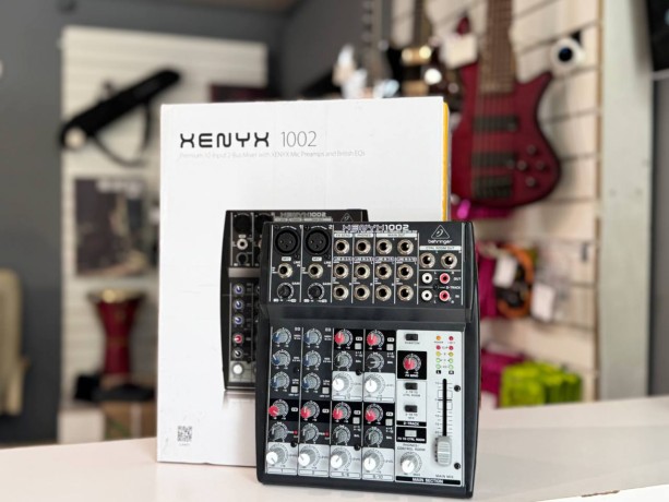 Behringer Xenyx 1002