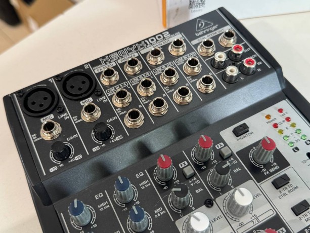 Behringer Xenyx 1002