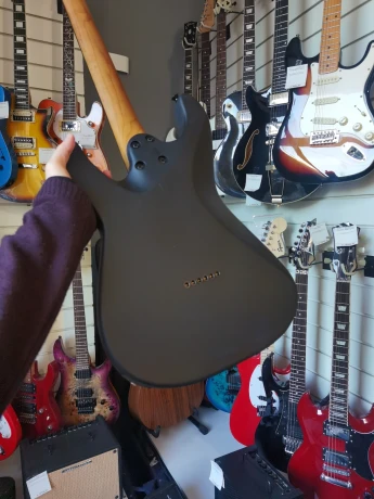 Charvel Pro-Mod Plus So-Cal SC1 HH HT EB
