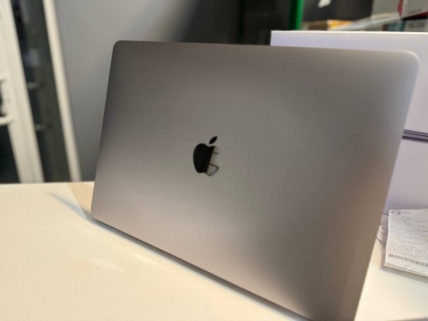 Apple Macbook Air M1 2020