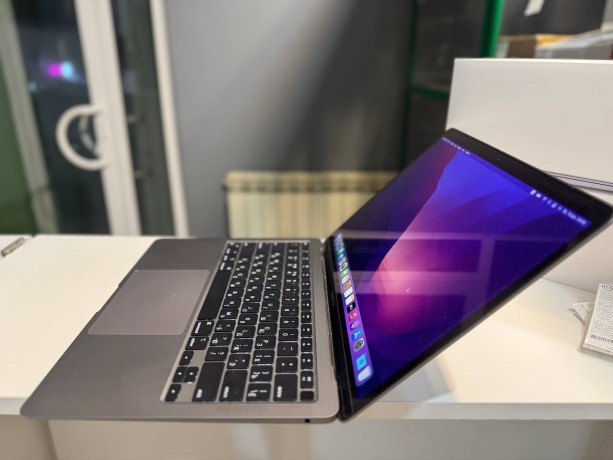 Apple Macbook Air M1 2020