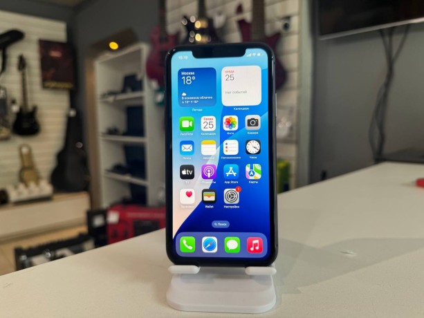 Apple iPhone 11